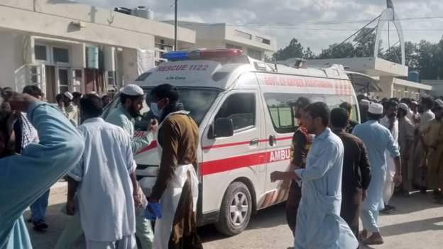पाकिस्तानमा इस्लामवादी राजनीतिक पार्टीको र्‍यालीमा बम विस्फोट, ३९ जनाको मृत्यु