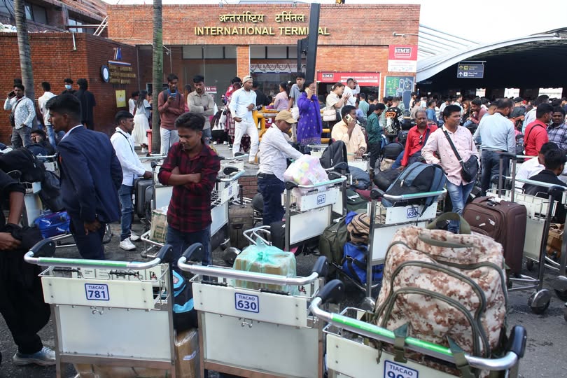 त्रिभुवन अन्तरराष्ट्रिय विमानस्थलमा अलपत्र परेका यात्रु उड्न थाले