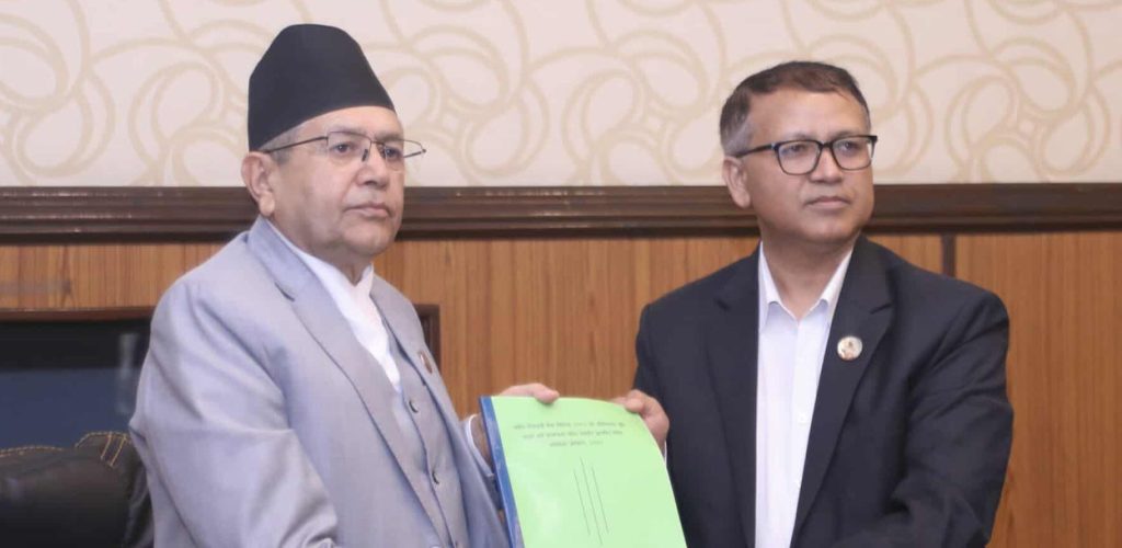 ‘कुलिङ अफ पिरियड’सम्बन्धी छानबिन समितिले सभामुखलाई बुझायो प्रतिवेदन