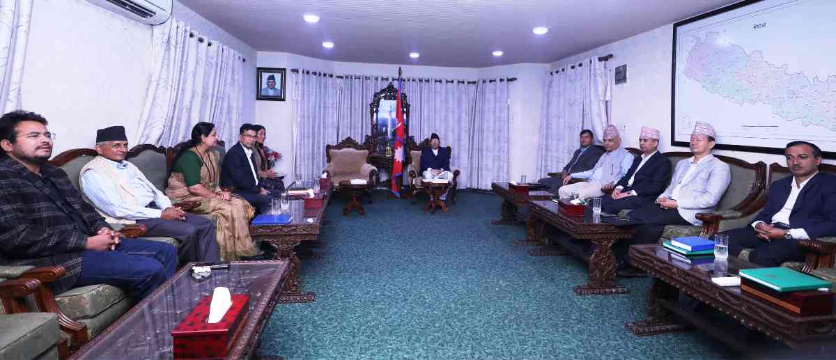 प्रतिनिधिसभा पुनर्स्थापना गर्नेबारे प्रमुख दलसँग सभामुखको छलफल
