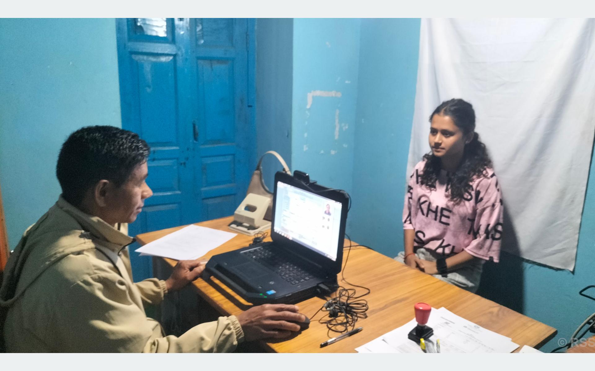 नयाँ मतदातामा निर्वाचनको उत्साह