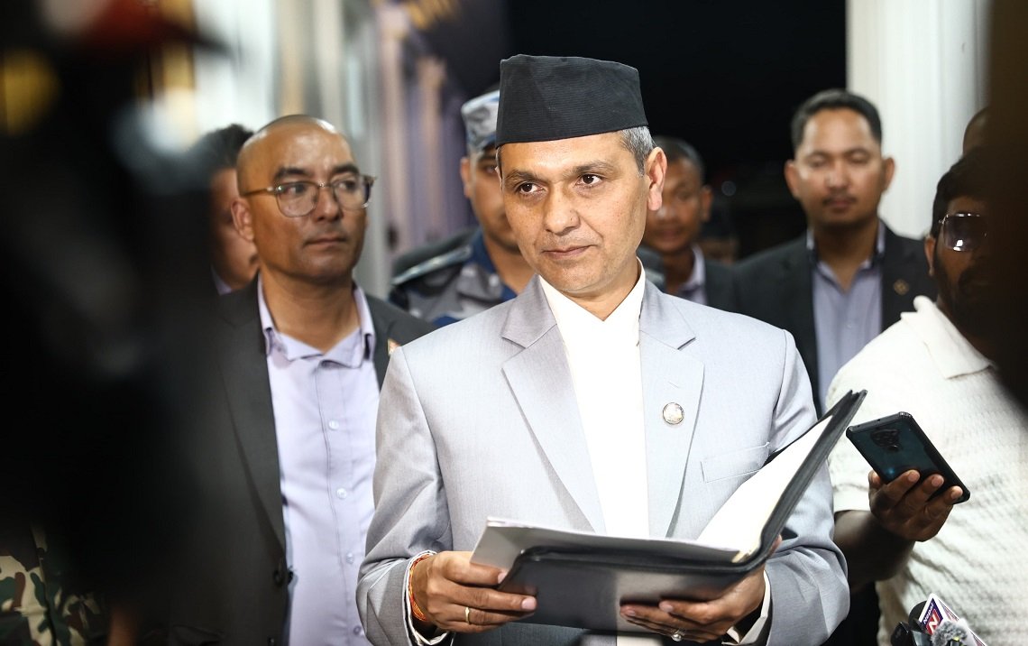 निर्वाचनमार्फत निकास दिलाउन सरकार दृढ छ : गृहमन्त्री अर्याल