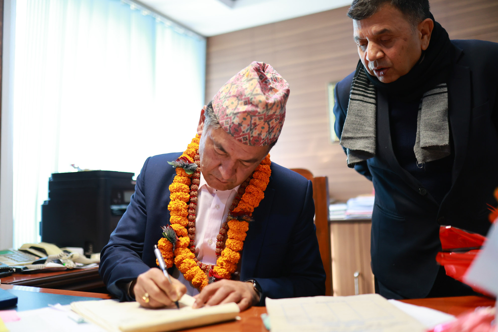 सर्वोच्चको आदेशपछि प्राधिकरणमा फर्किए हितेन्द्रदेव शाक्य