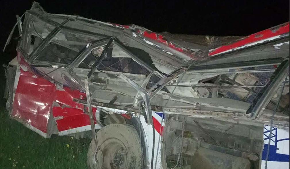 बैतडी बस दुर्घटना : मृतकको सङ्ख्या १३ पुग्यो, ३६ जना घाइतेको उपचार हुँदै